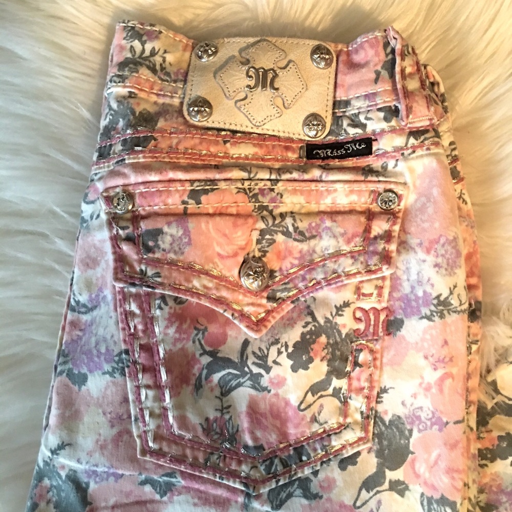 Miss Me Size 32 Pink Floral Cuff Skinny Jeans